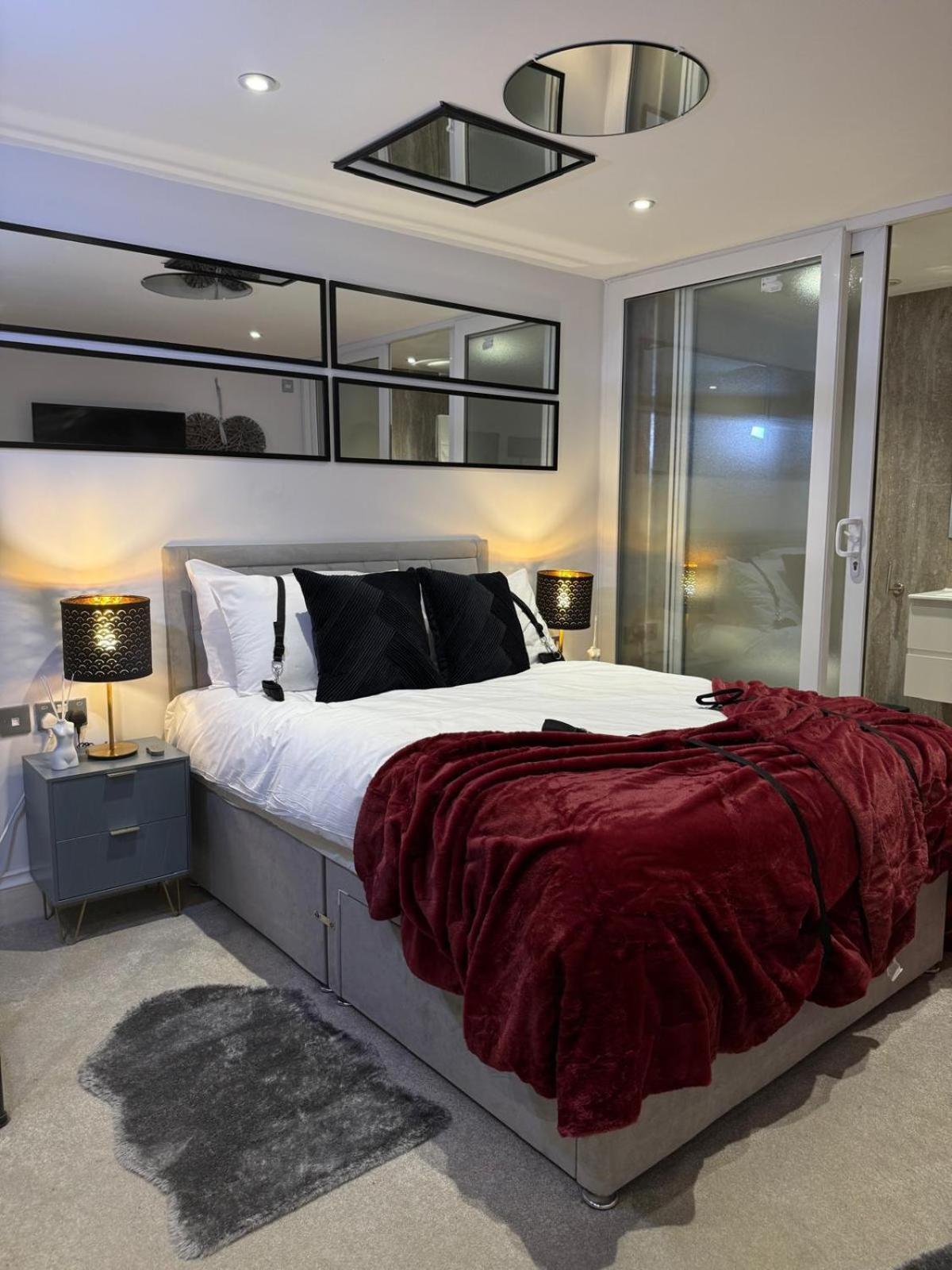 Luxury Duplex * London